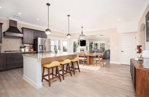 Auburn House | Spacious 4-bedroom home with Scenic Golf Views close to campus.