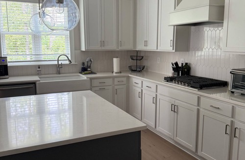Auburn House | Spacious 4-bedroom house in tranquil Auburn close to campus and stadium