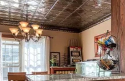 Monroe House | Spacious 4-bedroom house in serene Monroe with WiFi, fitness room, AC