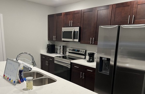 DeLand House | Spacious 4 bedroom near beaches