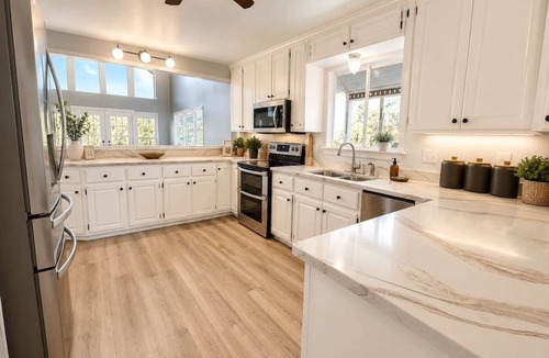 D'Iberville House | Spacious 4BR Lake Retreat Near Biloxi Beaches