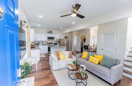 Church Street House | Spacious 5BR Atlanta Retreat – Game Room, Firepit, Pet-Friendly, Near Downtown