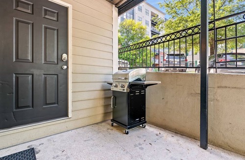 Auburn Condo | Spacious Auburn Condo - 3BR Near Campus + King Suite