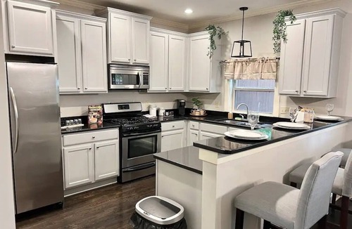 East Side House | Spacious, cozy, big modern-great location+free parking Great for gatherings