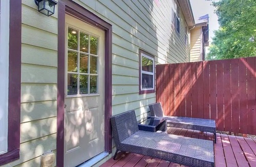 East Side House | Spacious, cozy, big modern-great location+free parking Great for gatherings