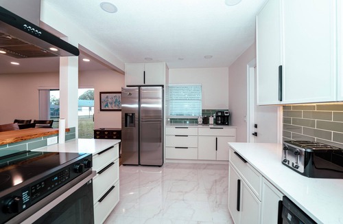 Sanford House | Spacious-Cozy&Bright 4BR Home