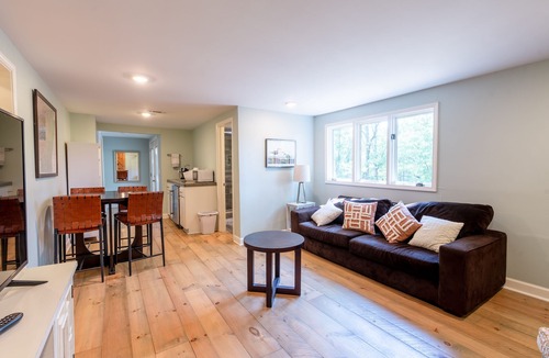 Eden Isle House | Spacious Eden Isle Retreat | Sleeps 12 | Pool Table | Deck | Near Marina