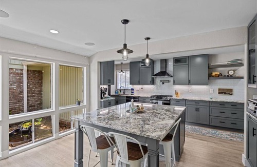 Fort Walton Beach House | Spacious Heated Pool Oasis: Near Emerald Coast Beaches! 4BR 2BA