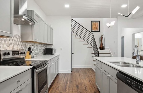 Candler Park House | Spacious Home ATL Events Hot Tub Pool Table