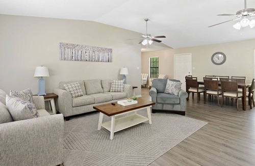 Saint Elmo Cottage | Spacious Modern Farmhouse on the Gulf Coast