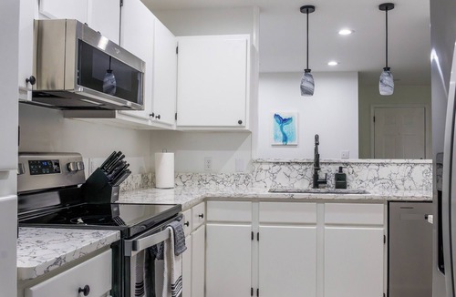 Gulf Shores Condo | Spacious newly renovated and furnished 3-bedroom condo in beautiful Gulf Shores