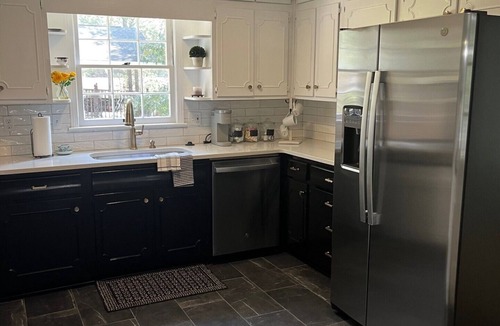 Tuscaloosa House | Spacious, newly updated, classic style close to UA campus. Sleeps 12
