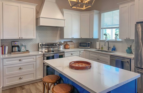 Mississippi City House | Spacious Pet Friendly 5-bedroom house, steps from the beac