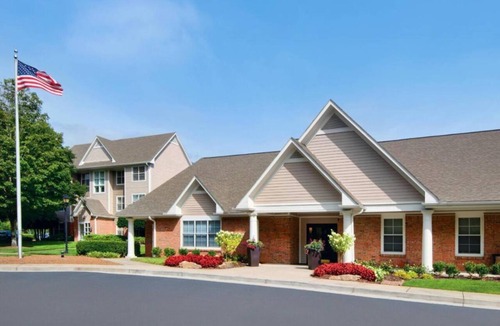 Homewood Hotel | Spacious Suite with Pool Access | 1 King Bed | Near Homewood Soccer Park