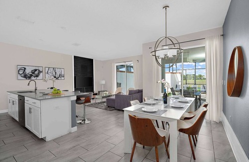 Davenport Condo | Spacious townhouse w/pool & gym