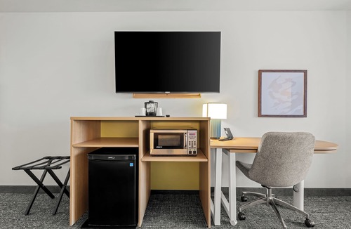 Pelham Hotel | Spark by Hilton Pelham Birmingham I 65