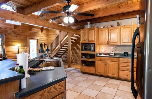 Mcalpin Cabin | Special 40% off. ENTIRE Cabin ! Plus JACUZZI SAUNA GYM! YOURS ONLY! 2 day min