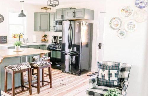Palo House | Spectacular Lake Views!