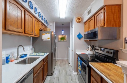 East Pensacola Heights Apartment | Spyglass Perch-Monthly Rentals Available