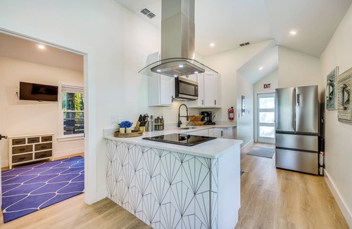 Lincolnville Cottage | St Augustine Vacation Rental: Close to Downtown!