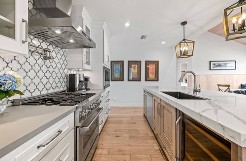 Downtown Historic District House | St. George Cottage House-3/2 Lakefront-Walkable