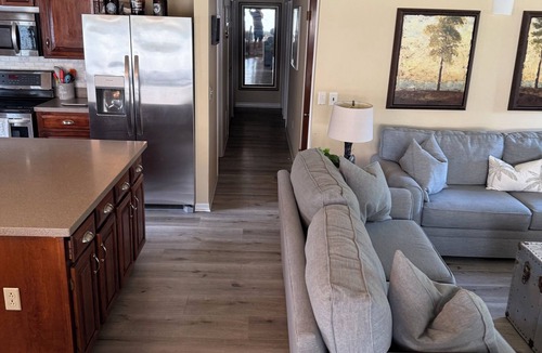 Satsuma House | St John’s River Retreat on Nortons Fish Camp Rd! Enjoyable 3 bed, 2 bath w/dock
