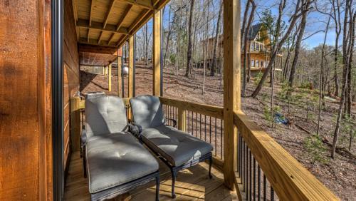 Cherry Log House | St Ridges
