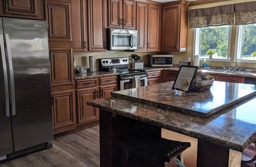 Valley Grande House | Stay at a 4-bedroom Unique Historic Landmark just outside of the city of Selma.