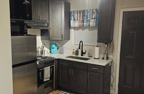 Summerhill Apartment | Stay in the Heart of Atlanta Comfortable, Stylish & Close to Everything