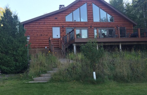 Mohawk House | Stay in Wonderful Cabin on Lac La Belle, Ski Mount Bohemia, Snowmobile