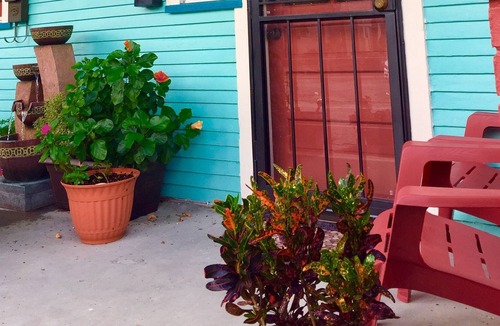 Algiers Point House | Stay steps from the French Quarter at Art House, nestled in lovely Algiers Point