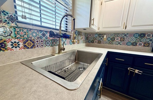 Lake City House | Stay Together, Full Property, Friendly Host 2 Private Attached Units A & B