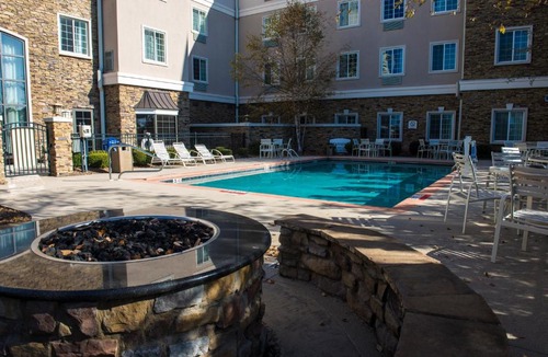 Columbus Hotel | Staybridge Suites Columbus - Fort Benning by IHG