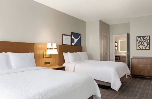 Crestview Hotel | Staybridge Suites Crestview South by IHG
