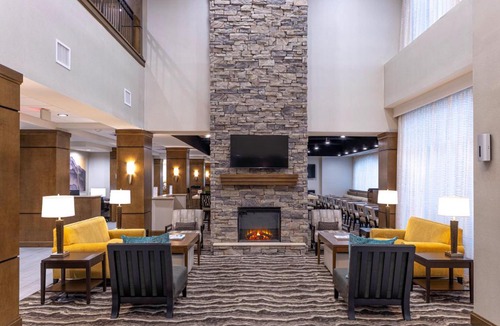 Montgomery Hotel | Staybridge Suites Montgomery - Downtown by IHG