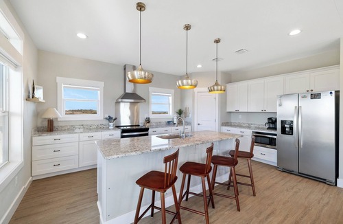 Southpointe House | Steele Away by Liquid Life