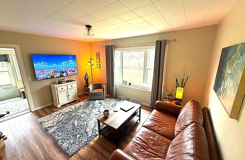 South Haven Cottage | Steps from 1st St Beach, Large Yard, Firepit