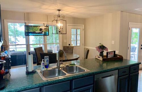 White Plains Cottage | StoneRidge Sanctuary Beautifully located on the Richland Creek side of the lake!
