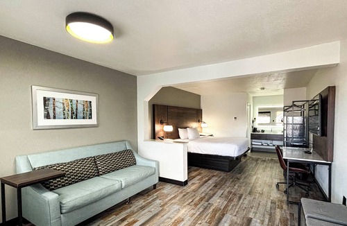Pearl Hotel | Studio 6 Suites – Richland, MS/Jackson