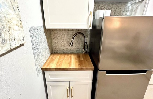 Bay St Louis Apartment | STUDIO APARTMENT BLOCKS FROM DOWNTOWN-NEWLY RENOVATED