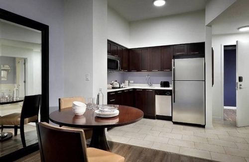 Celebration Apartment | Stunning 2-Bedroom Apartment in Orlando - Your Perfect Disney Getaway!