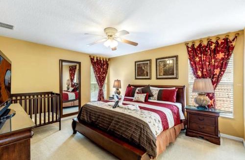 Watersong House | Stunning Cottage with Games and Swimming Pool in Davenport, Florida