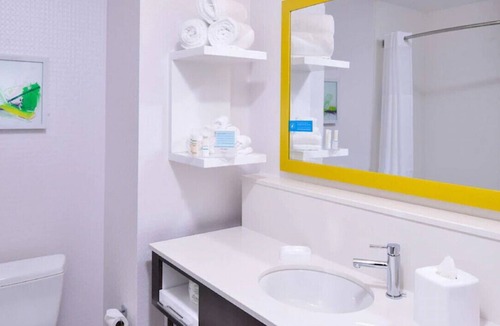 Marietta House | Stunning Haven for Work and Pleasure! W/ Free Wi-Fi