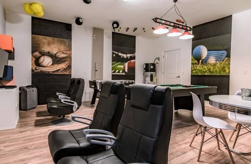 Davenport House | Stunning Home 9bedrom at ChampionsGate +Private Pool near near Disney