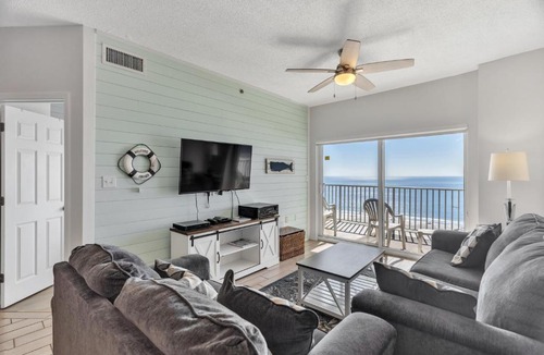 Orange Beach Apartment | Stunning Oceanfront Condo with Resort Amenities