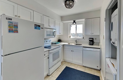 Tybee Island Condo | Stunning Views w/Large Balcony, Community Pool. Watch the Dolphins & Ships!