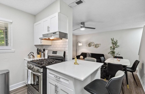 Shannon Apartment | Stylish 2BR Duplex with Easy Access to Birmingham