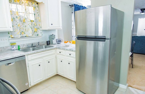Gunter Afs Apartment | Stylish 2BR Retreat W/Fast Wi-Fi + Free Parking