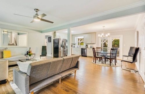 Decatur House | Stylish Atlanta Home 6BR Sleeps 12
