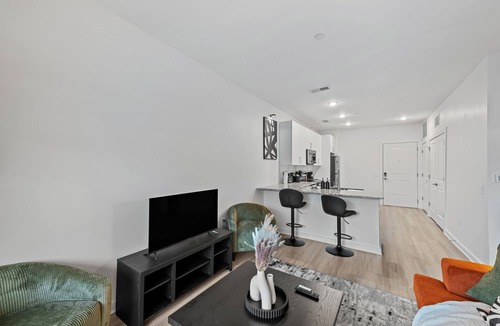 Boulevard Heights Apartment | Stylish BeltLine 1BR with Pool-View Balcony, EV Charging & Gym Next Door